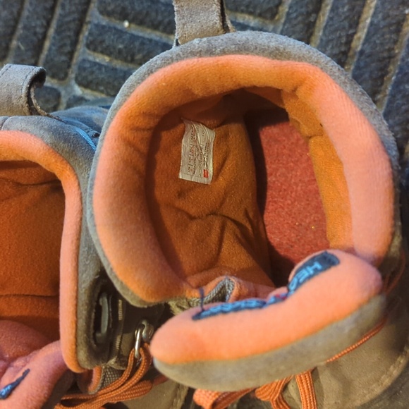 The North Face waterproof kids lined hiking boots - Picture 8 of 8